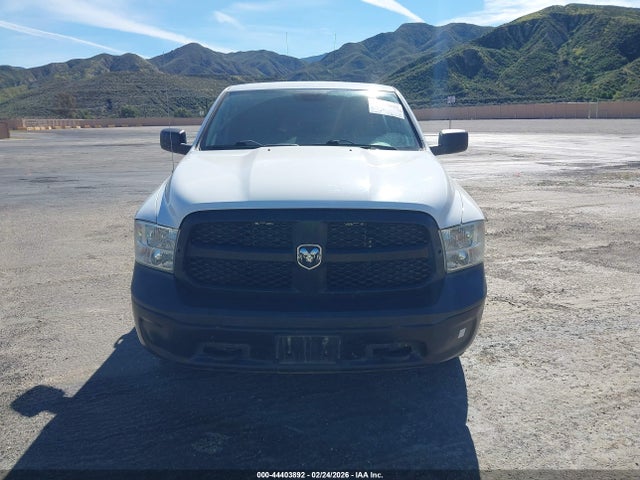 RAM 1500 Ssv 4x4 5'7 Box 2018 1C6RR7XT5JS319025 Image 16