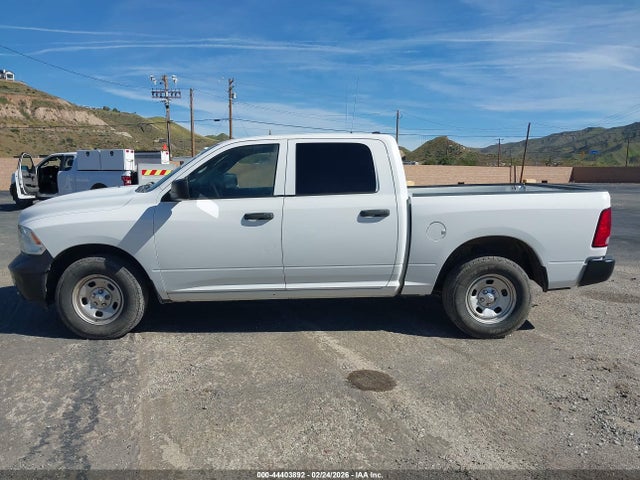 RAM 1500 Ssv 4x4 5'7 Box 2018 1C6RR7XT5JS319025 Image 18