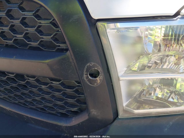 RAM 1500 Ssv 4x4 5'7 Box 2018 1C6RR7XT5JS319025 Image 15