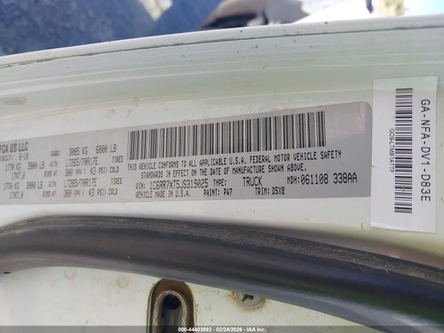 RAM 1500 Ssv 4x4 5'7 Box 2018 1C6RR7XT5JS319025 Image 9