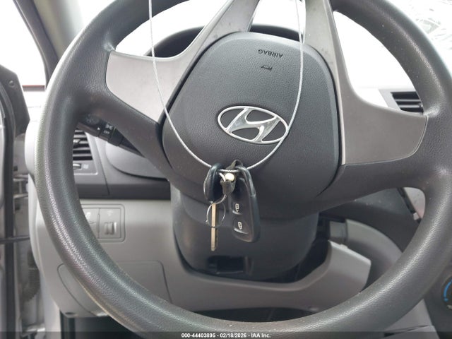 Продажа на аукционе авто 2017 Hyundai Accent Se, vin: KMHCT4AE0HU197533, номер лота: 44403895