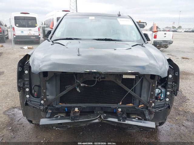 Aukcja sprzedaży 2018 Gmc Yukon Xl Slt, vin: 1GKS2GKC5JR318197, numer aukcji: 44403906