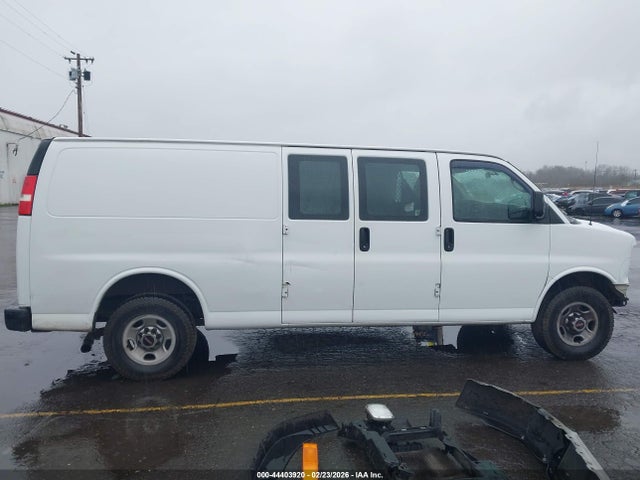 GMC Savana 2500 Work Van 2015 1GTW7GCF8F1275133 Image 14