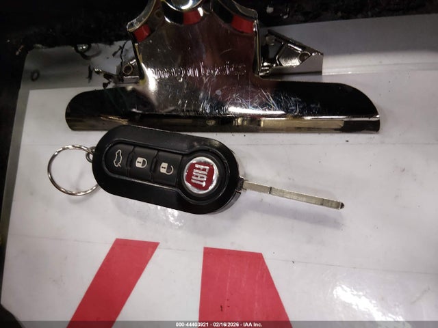 2016 FIAT 500 3C3CFFAR2GT170499 Photo 10