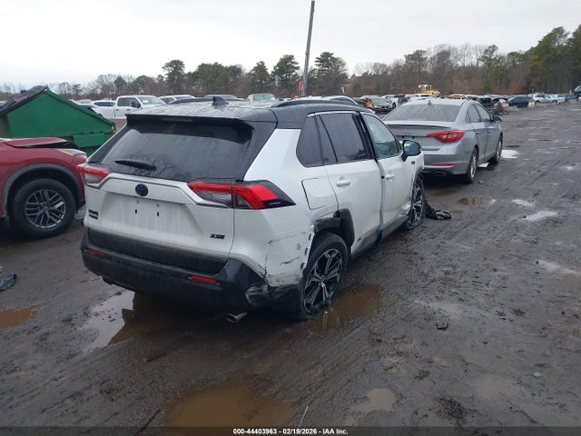2024 TOYOTA RAV4 PRIME JTMFB3FV0RD203145 Photo 3