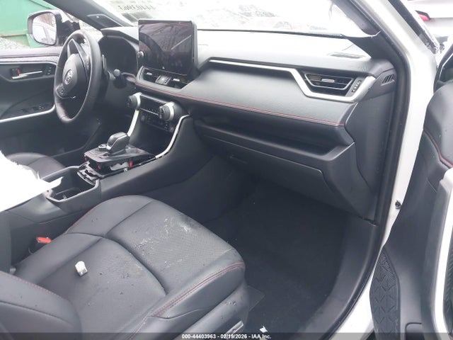 2024 TOYOTA RAV4 PRIME JTMFB3FV0RD203145 Photo 4