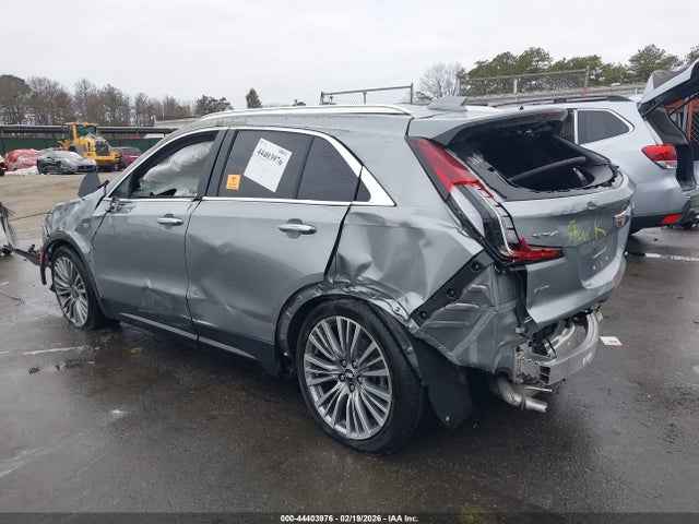 2024 CADILLAC XT4 1GYFZDR42RF215932 Photo 2