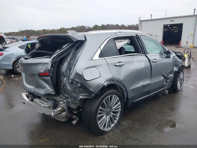 2024 CADILLAC XT4 1GYFZDR42RF215932 Photo 3