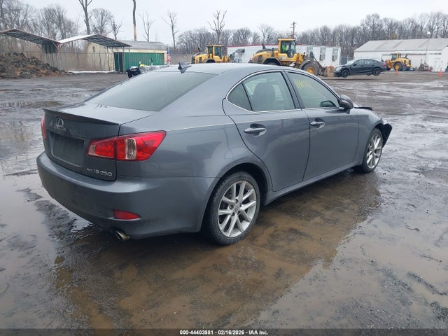 2012 LEXUS IS 250 JTHCF5C24C5057992 Photo 3