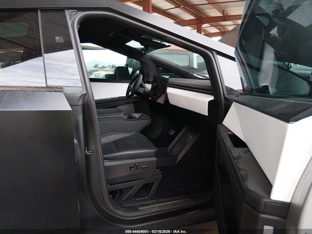 Aukcja sprzedaży 2024 Tesla Cybertruck, vin: 7G2CEHED0RA018631, numer aukcji: 44404001