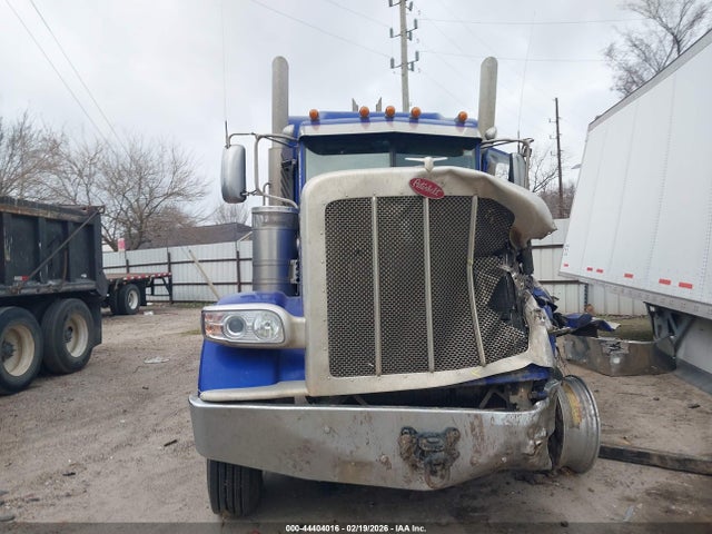 Продажа на аукционе авто 2023 Peterbilt 389, vin: 1XPXD40X8PD871723, номер лота: 44404016