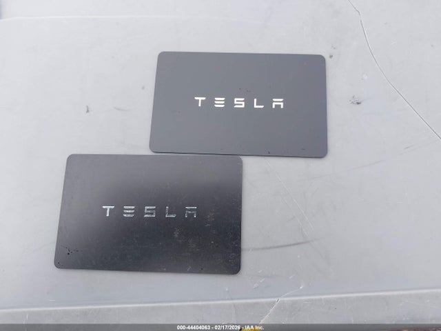 2025 TESLA MODEL 3 5YJ3E1ET1SF972833 Photo 10