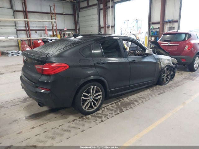 2017 BMW X4 5UXXW7C50H0U25578 Photo 3