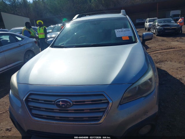 44404099 :رقم المزاد ، 4S4BSBLC6F3204731 vin ، 2015 Subaru Outback 2.5i Limited مزاد بيع