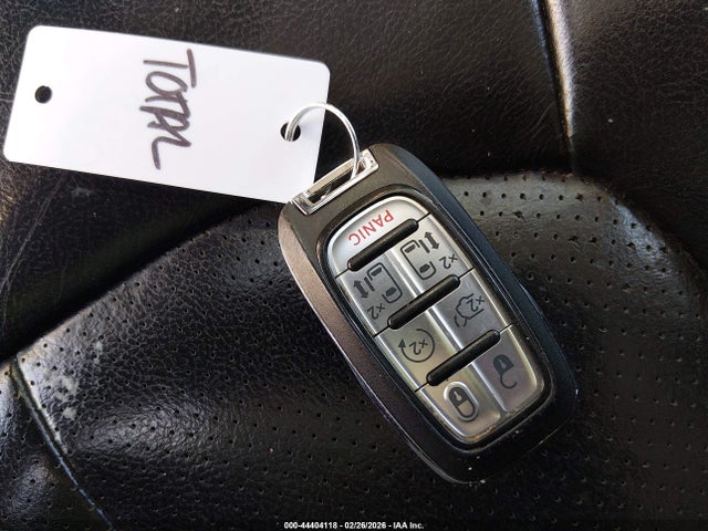 2C4RC1BG8JR280305 Chrysler Pacifica Touring L