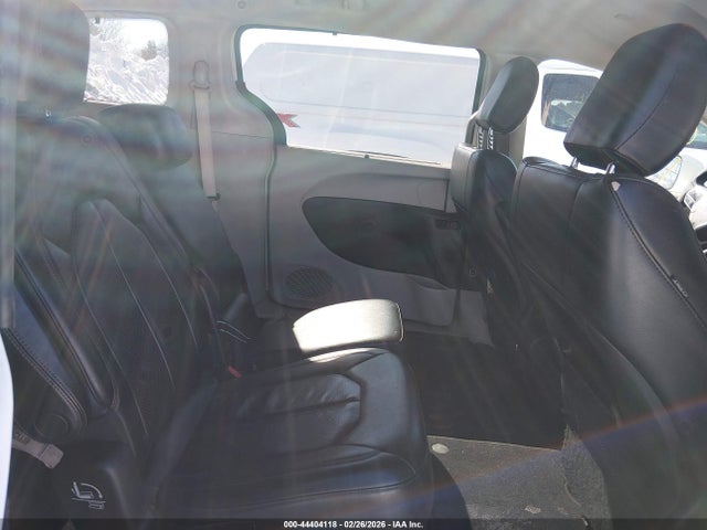 2C4RC1BG8JR280305 Chrysler Pacifica Touring L