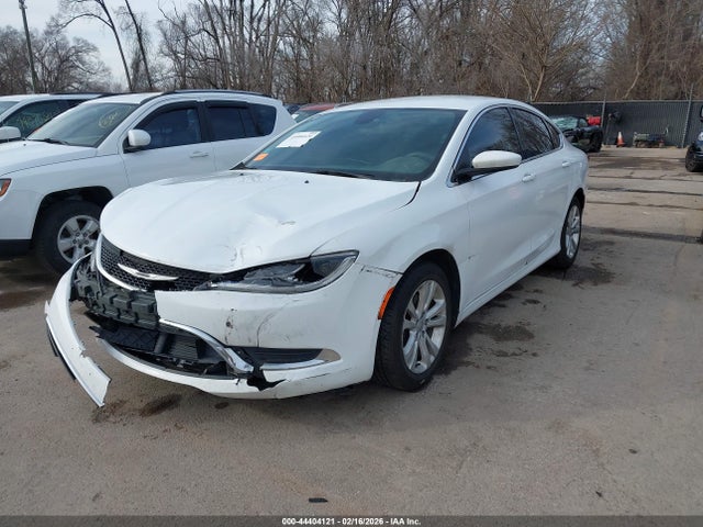 44404121 :رقم المزاد ، 1C3CCCAB1FN603528 vin ، 2015 Chrysler 200 Limited مزاد بيع