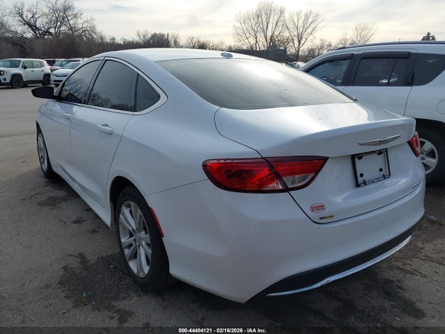 44404121 :رقم المزاد ، 1C3CCCAB1FN603528 vin ، 2015 Chrysler 200 Limited مزاد بيع