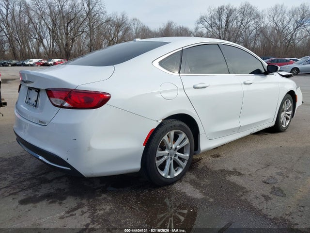 44404121 :رقم المزاد ، 1C3CCCAB1FN603528 vin ، 2015 Chrysler 200 Limited مزاد بيع