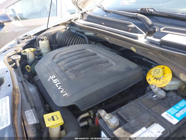 2014 Chrysler Town & Country Touring მანქანა იყიდება აუქციონზე, vin: 2C4RC1BG8ER437014, აუქციონის ნომერი: 44404123
