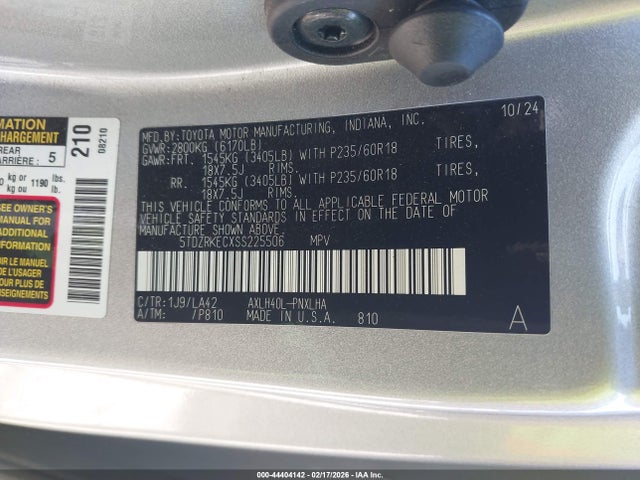 Продажа на аукционе авто 2025 Toyota Sienna Limited, vin: 5TDZRKECXSS225506, номер лота: 44404142