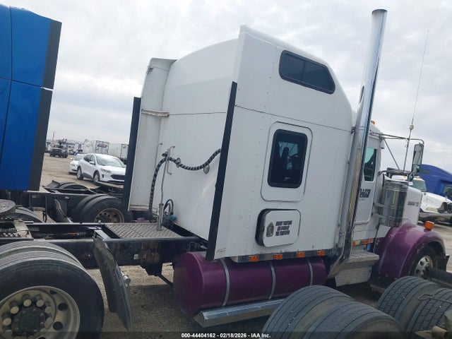 44404162 :رقم المزاد ، 1XKWDB9X0TR674700 vin ، 1996 Kenworth Construction W900 مزاد بيع