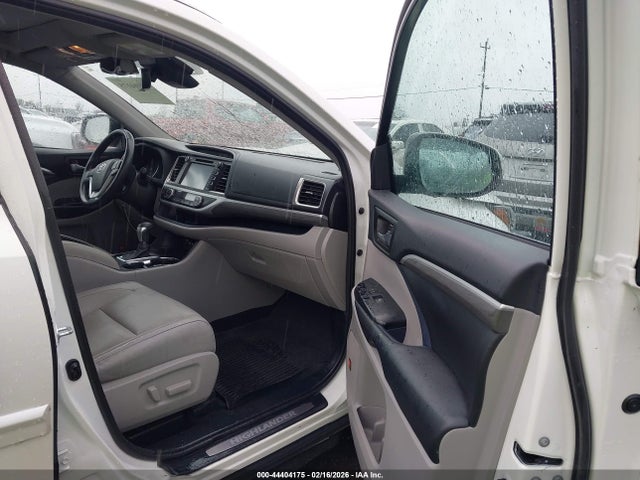5TDDGRFHXKS061094 Toyota Highlander Hybrid Limited Platinum