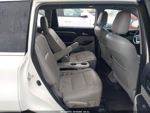 5TDDGRFHXKS061094 Toyota Highlander Hybrid Limited Platinum