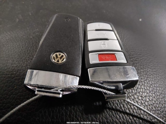 2008 VOLKSWAGEN PASSAT WVWXK73C88E242279 Photo 10