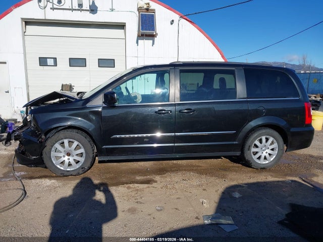Продажа на аукционе авто 2016 Chrysler Town & Country Touring, vin: 2C4RC1BG4GR198032, номер лота: 44404185