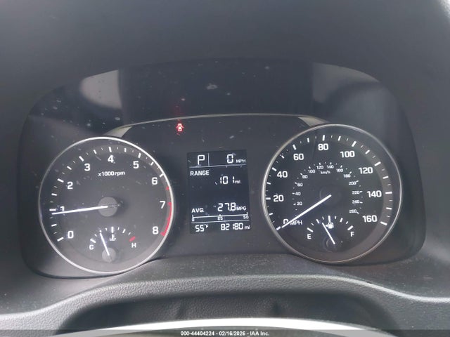5NPD84LF7HH138747 Hyundai ELANTRA SE
