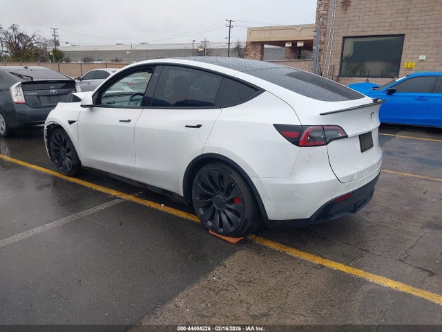 2022 TESLA MODEL Y 7SAYGDEFXNF323678 Photo 2