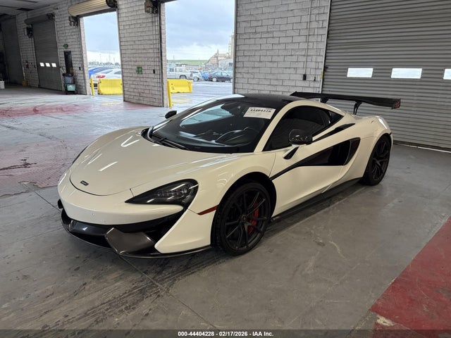 Mclaren 570S 2016 SBM13DAA6GW000609 Image 2