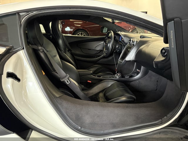Mclaren 570S 2016 SBM13DAA6GW000609 Image 5
