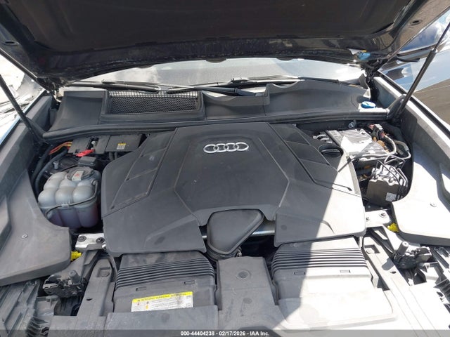 2019 AUDI Q8 WA1BVAF16KD037415 Photo 9