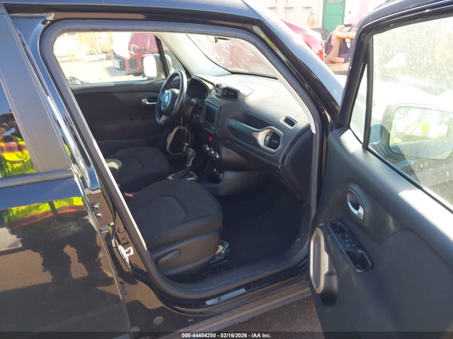 Продаж на аукціоні авто 2016 Jeep Renegade Latitude, vin: ZACCJABT1GPD96208, номер лоту: 44404250
