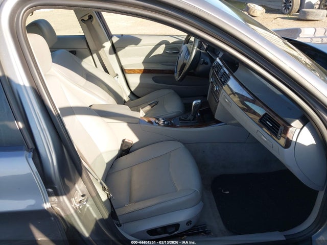 2011 Bmw 328i მანქანა იყიდება აუქციონზე, vin: WBAPH5G5XBNM76586, აუქციონის ნომერი: 44404251