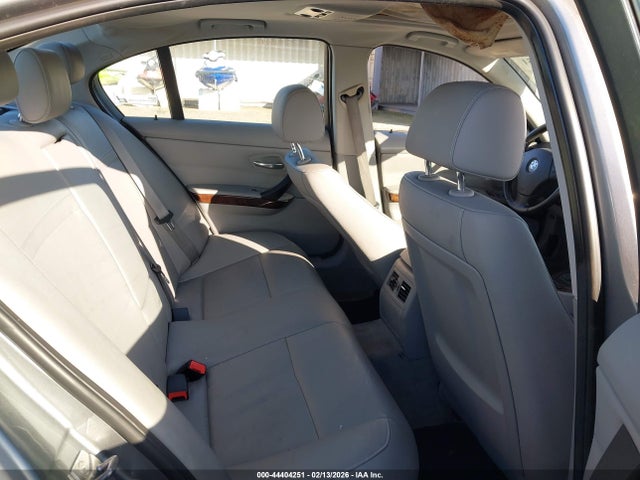 2011 Bmw 328i მანქანა იყიდება აუქციონზე, vin: WBAPH5G5XBNM76586, აუქციონის ნომერი: 44404251