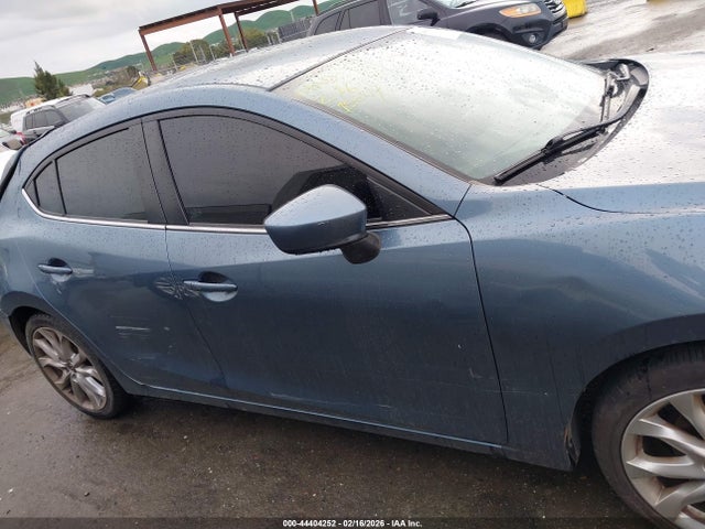 Mazda Mazda3 S Grand Touring 2015 JM1BM1M36F1243130 Image 13
