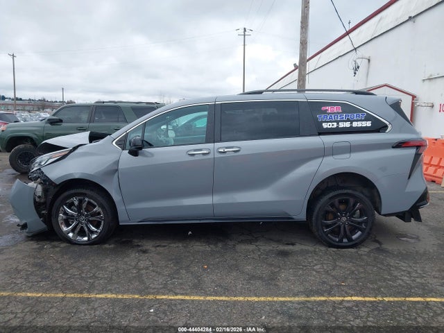 Toyota Sienna Xse 2023 5TDXRKEC4PS142328 Image 14