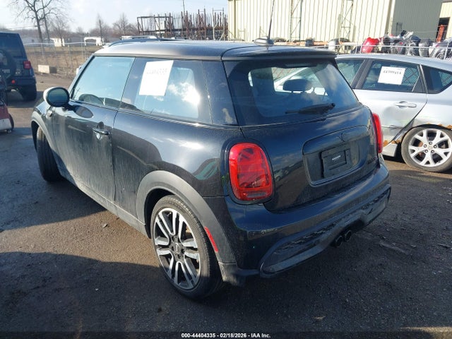 2023 MINI HARDTOP WMW53DH07P2T83522 Photo 2