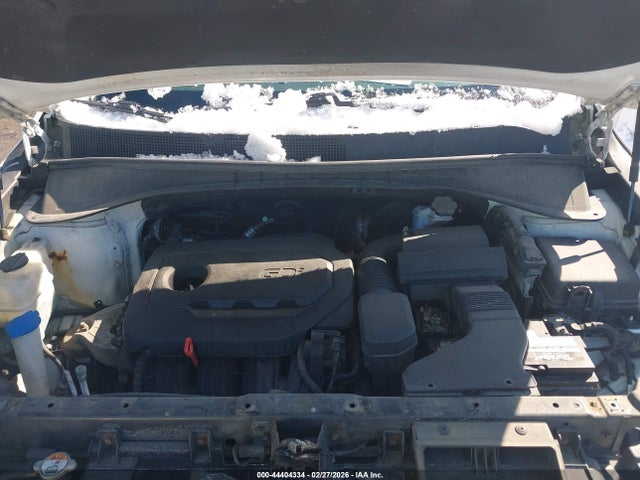 5XYPGDA36GG037651 KIA Sorento 2.4l Lx