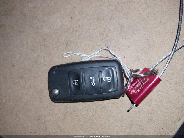 44404338 :رقم المزاد ، 3VWDB7AJ1HM245827 vin ، 2017 Volkswagen Jetta 1.4t Se مزاد بيع