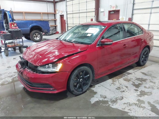 44404338 :رقم المزاد ، 3VWDB7AJ1HM245827 vin ، 2017 Volkswagen Jetta 1.4t Se مزاد بيع