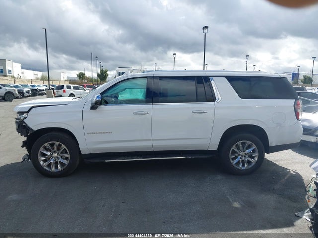 1GNSKFKD2NR113805 Chevrolet Suburban 4wd Premier