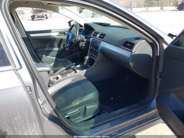 Продаж на аукціоні авто 2012 Volkswagen Passat 2.5l Se, vin: 1VWBH7A3XCC053453, номер лоту: 44404351