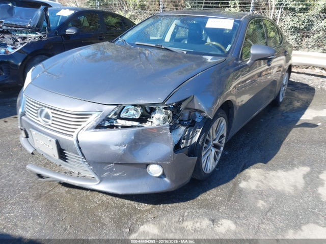 44404359 :رقم المزاد ، JTHBK1GG7D2020105 vin ، 2013 Lexus Es 350 مزاد بيع