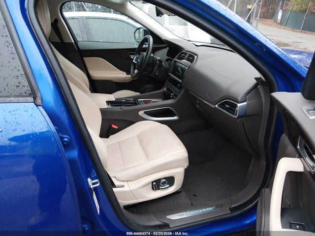 2019 JAGUAR F-PACE SADCK2FN6KA616034 Photo 4