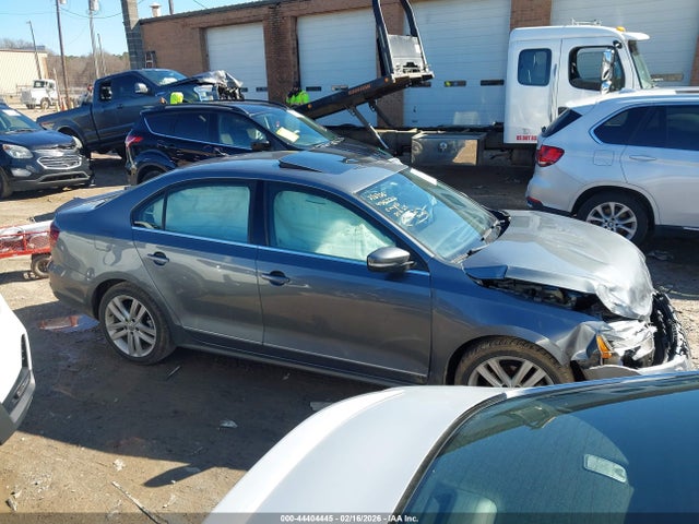 Aukcja sprzedaży 2017 Volkswagen Jetta 1.8t Sel/1.8t Sel Premium, vin: 3VWL17AJ7HM271685, numer aukcji: 44404445