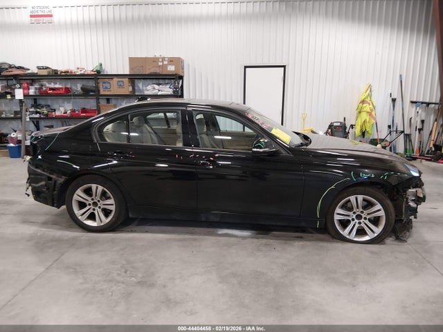 2016 Bmw 328i მანქანა იყიდება აუქციონზე, vin: WBA8E9G58GNT81682, აუქციონის ნომერი: 44404458